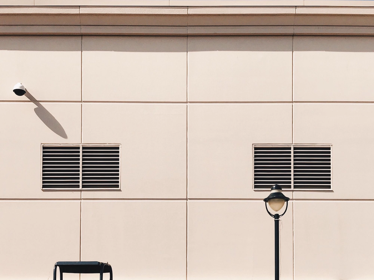 Tali Air Dinding Persegi